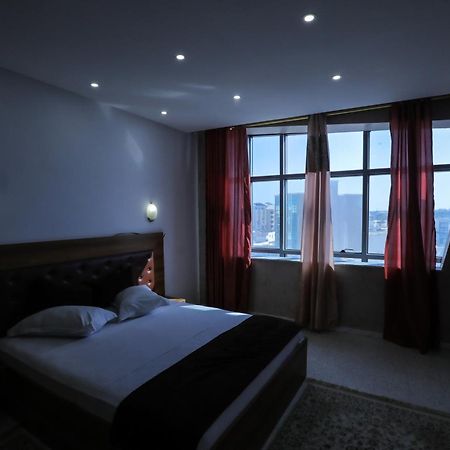 Immeuble Gazbar Apartment Gabes Exterior photo