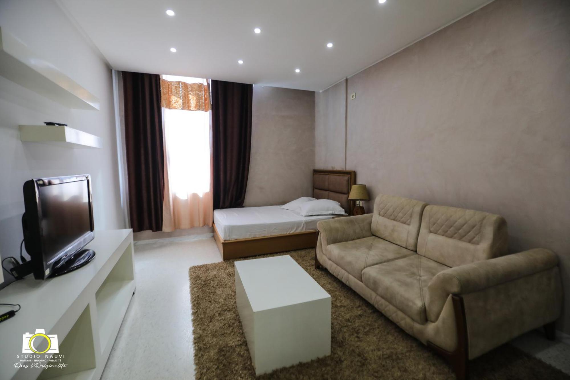Immeuble Gazbar Apartment Gabes Exterior photo